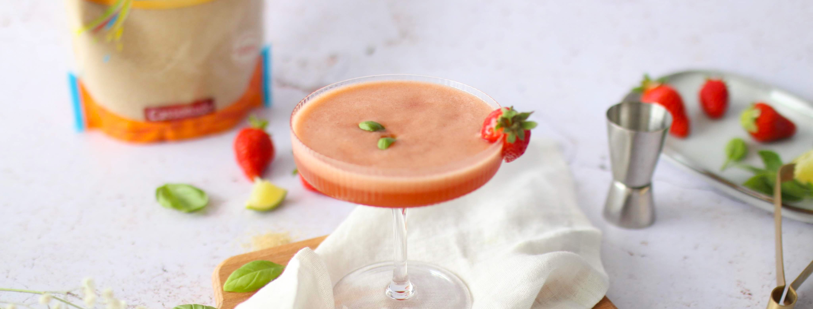Recette de cocktail à la fraise et au basilic La Perruche